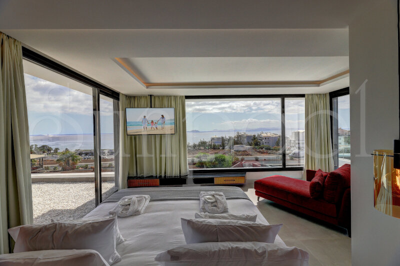 Villa Infinity - villa holidays lanzarote