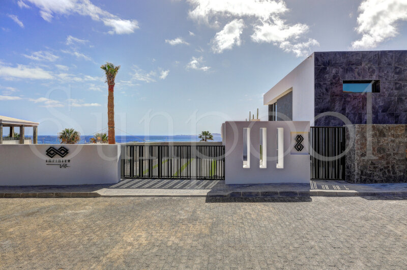 Villa Infinity - villa to rent lanzarote