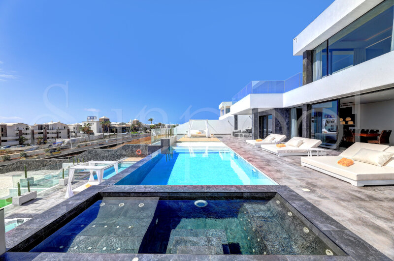Villa Infinity - villas to rent lanzarote