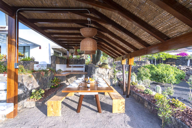 Villa Liquen - villas in lanzarote for rent