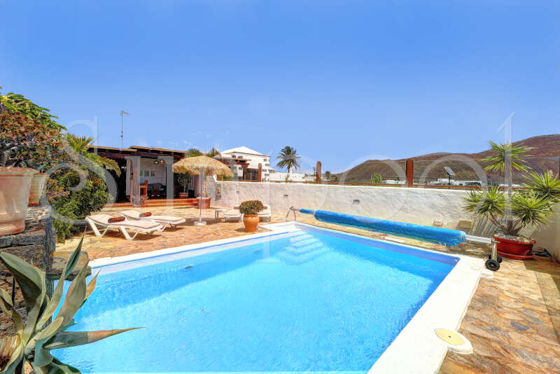 Casa Golondrina - private villas lanzarote